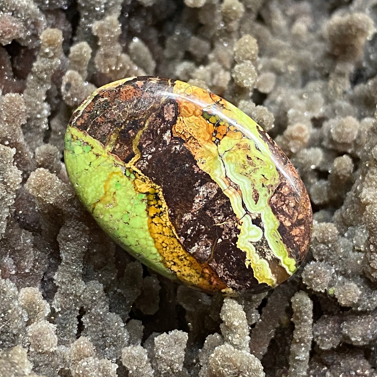Natural Gaspeite Gemstone 23x35mm Oval Stone Rare Australian