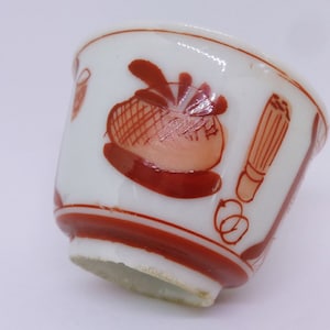 Antique Sake cup Kutani Red-White porcelain,Hand made,Hand painted #A78