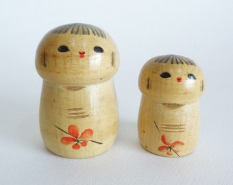 A7561# Pair of Kokeshi dolls by awarded master, Japanese wooden Sosaku kokeshi doll ,Artistic Handmade Kokeshi signed by artisan