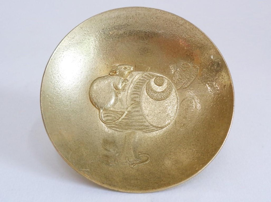 Old Japanese Sakazuki Sake Cup 24K Gold Plated Rat Design ,vintage