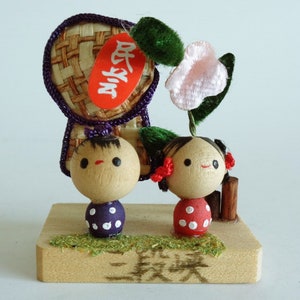 Kokeshi doll, Japanese Kokeshi doll , Vintage Miniature Kokeshi doll,Hand made,Hand painted #A263