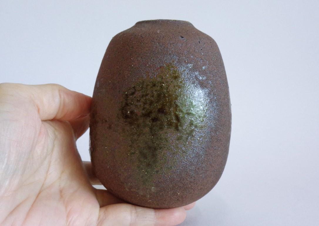 Small Vase by Takashi Kitamura Japanese Kutani Artistic Pottery