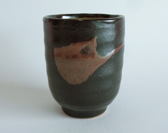 A161# Yunomi tea cup , Mashiko ware Studio pottery Art work, Hand made item,Mark on bottom