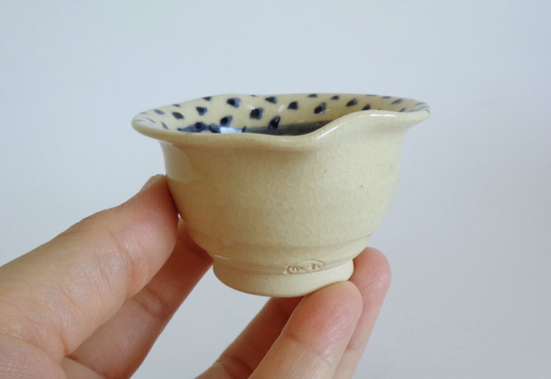 Sake-tea Cup Japanese Kyo-yaki Handcrafted Artistic Pottery With