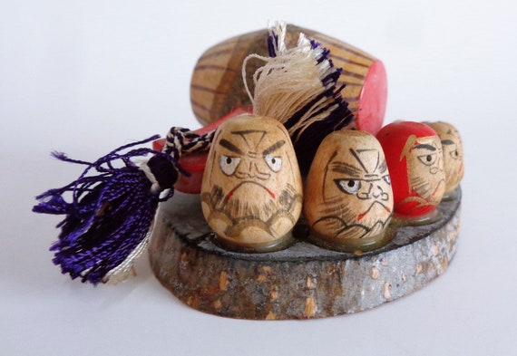 daruma kokeshi