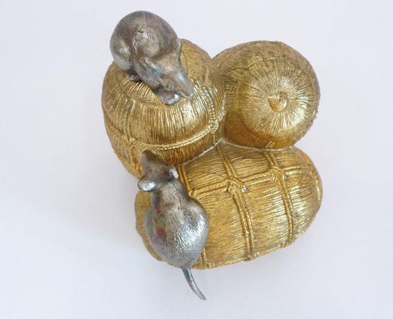 米俵の上のネズミ 幸運のお守り置物、日本の金属彫刻金運、JI6 - Etsy 日本