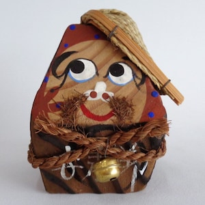 Daruma Kokeshi doll, Japanese Wooden Daruma doll, Vintage Daruma Folk doll,Hand made,Hand painted