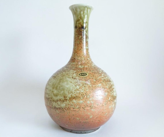 Hanaire Flower Vase, Japanese Shigaraki-yaki Wood Fired Pottery