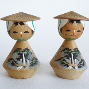 Par de muñecas Kokeshi, muñecas japonesas Kokeshi de madera, Kokeshi artísticamente hechas a mano #A7645