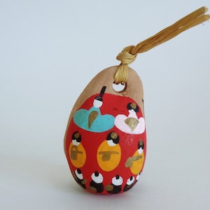 Japan Dorei Clay bell with Hina dolls pattern, Japanese Handcrafted Art pottery #A6150