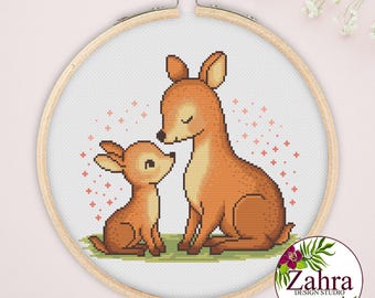 Patrón de punto de cruz para guardería - Diseño de bordado de Mamá Ciervo (Descarga PDF)
