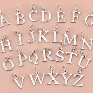 Dije de letra de plata - Colgante de plata de ley 925 - Dije de inicial de letra de plata lisa de alto brillo - Dijes de joyería permanentes al por mayor