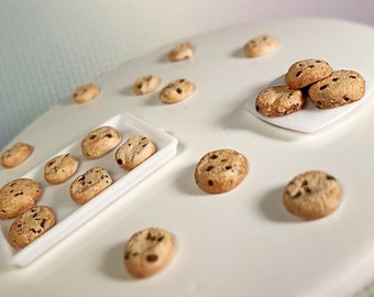 DOLLHOUSE MINIATURES BOX OF CHOCOLATE CHIP COOKIES GIFT FOOD BAKERY