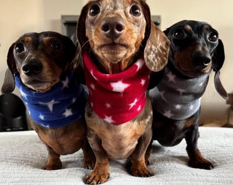 Handmade Star Fleece Dog Snood: Festive Winter Pet Scarf Cosy Warm