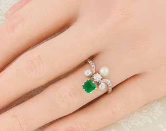 Belle Époque 18ct Gold Emerald, Pearl & Diamond Tiara Ring | Edwardian Emerald Cocktail Ring | Art Nouveau Emerald and Pearl Dress Ring