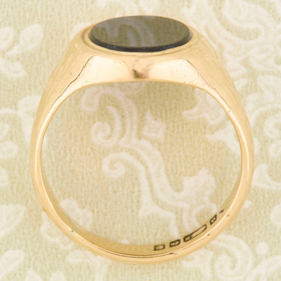 9ct Gold Onyx Signet Ring - image 7