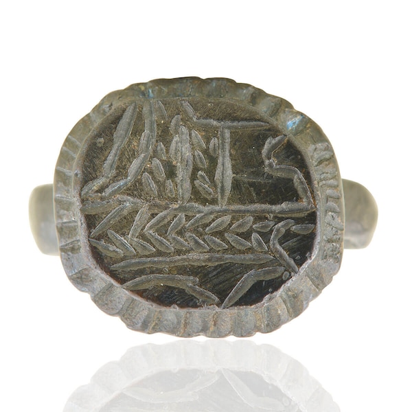 Late Medieval Bronze Signet Ring with Ship Design