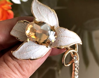 Floral crystal rhinestone brooch pin, Vintage style jewelry