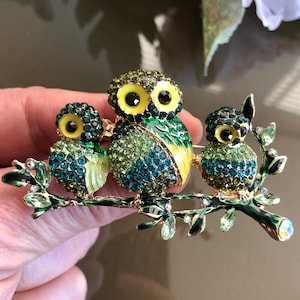 Three owls on a tree branch brooch pin, Crystal rhinestone brooch, Bird brooch, Costume jewelry for Men or Women, Bird jewelry, Friend gift