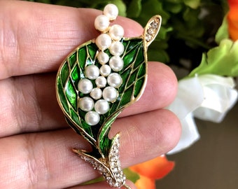 Lily of the valley brooch, Peal Brooch Pin, Floral Brooch