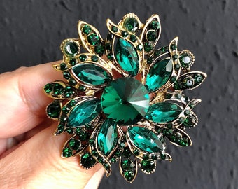 Green crystal rhinestone brooch pin or pendant, Green brooch pin, Vintage style jewelry, Gifts for her