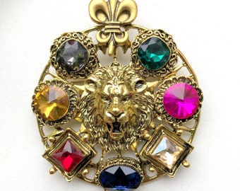 Lion head brooch, Vintage jewellery, Lion Pin, Gold animal brooch pin