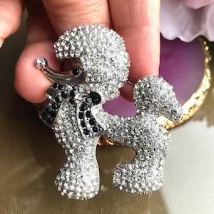 Dog Brooch Pin, Dog Jewellery Brooch, Gift for Dog Lovers, Dog Jewellery, Gift