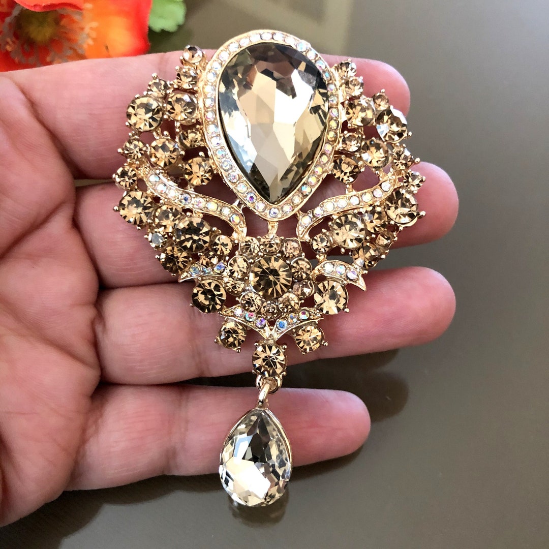 Broche Strass Cristal BR095 – Pour Mariage, Décoration Gâteau, Invitation, Bijou