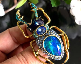 Crystal Beetle Brooch: Vintage Style Rhinestone Insect Pin