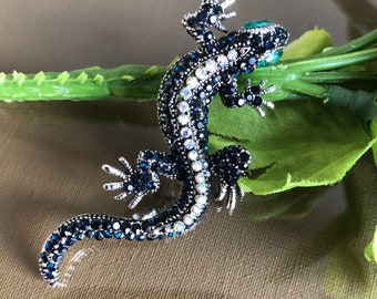 Rhinestone Lizard Brooch Pendant: Vintage Style Reptile Jewelry