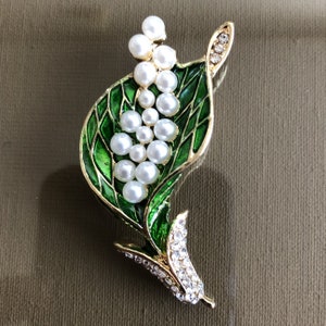 Lily of the valley brooch, Peal Brooch Pin, Floral Brooch, Jewelry Gift