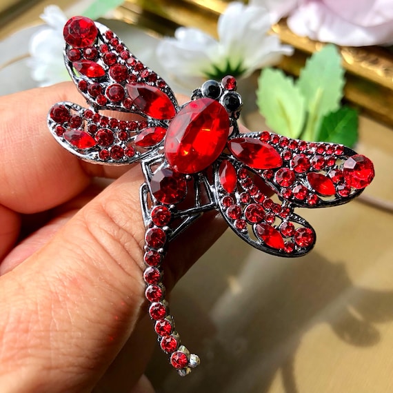 Red Crystal Dragonfly Brooch: Sparkling Rhinestone Insect Pin