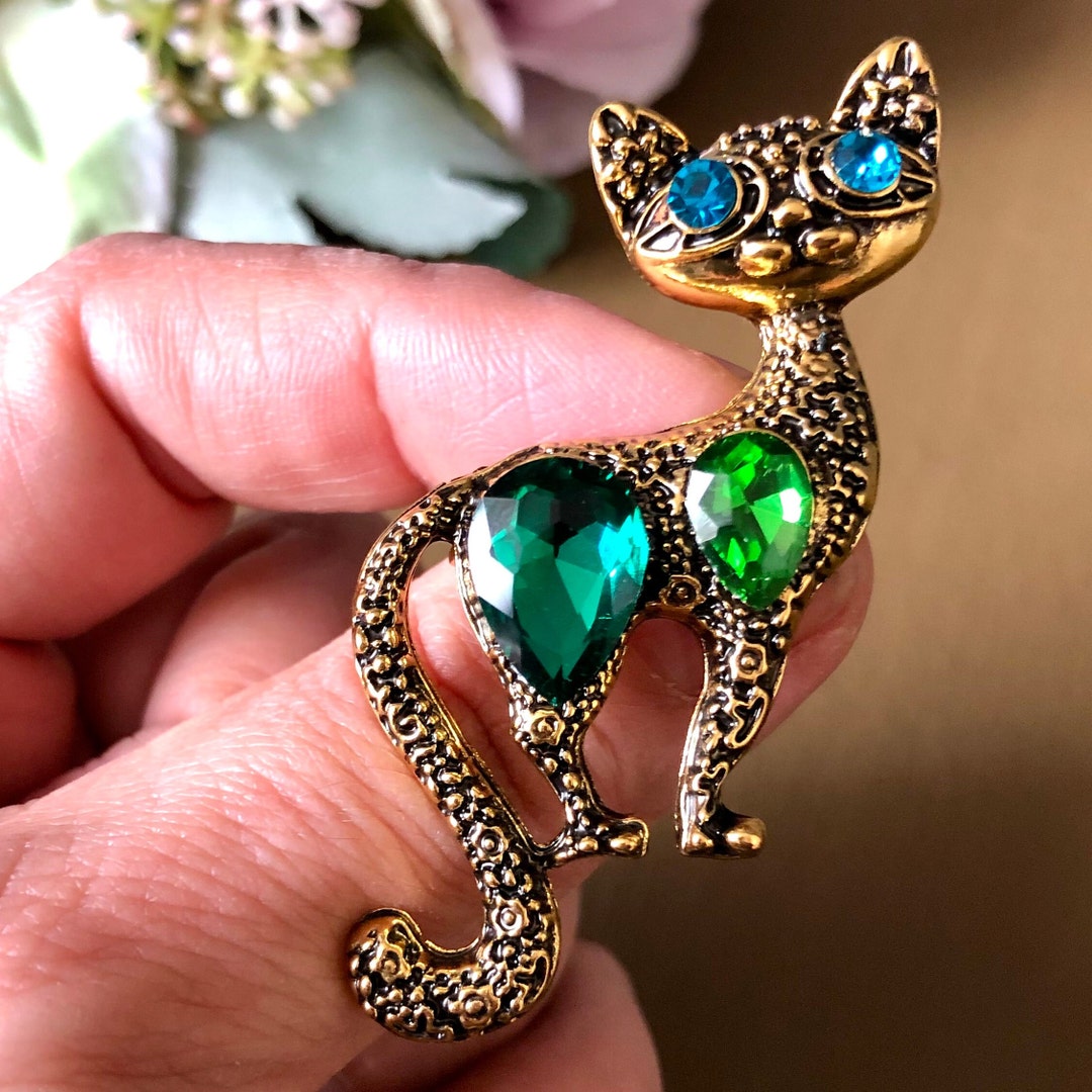 Cat Brooch Pin Cat Brooch Cat Pin Cat Gift Cat Jewellery Cat Jewelry Cat Accessory Crystal Cat Brooch Pin Etsy Canada