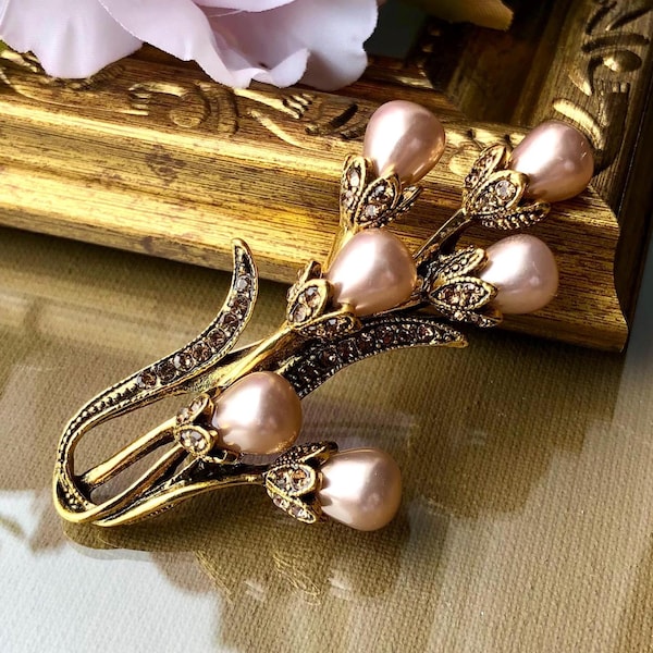 Elegant Brooch Pin, Vintage Style Jewelry, Fashionable Jewelry for Clothes and Gift Decoration