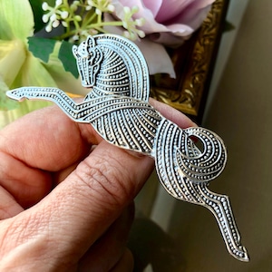 Horse Brooch Pin, Silver Tone Horse Brooch Pin, Equestrian Jewellery, Equestrian Gift, Horse Jewellery, Horse Gift