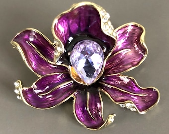 Floral enamel rhinestone brooch pin or pendant, Vintage style jewelry