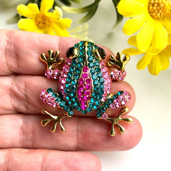 Broche Fantaisie Grenouille Et Bébé émaillée - Alliage Argenté 2 Microns - Occasion Comme Neuf