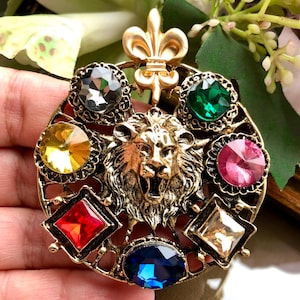 Lion head brooch, Vintage style jewellery, Lion pin, Animal brooch pin