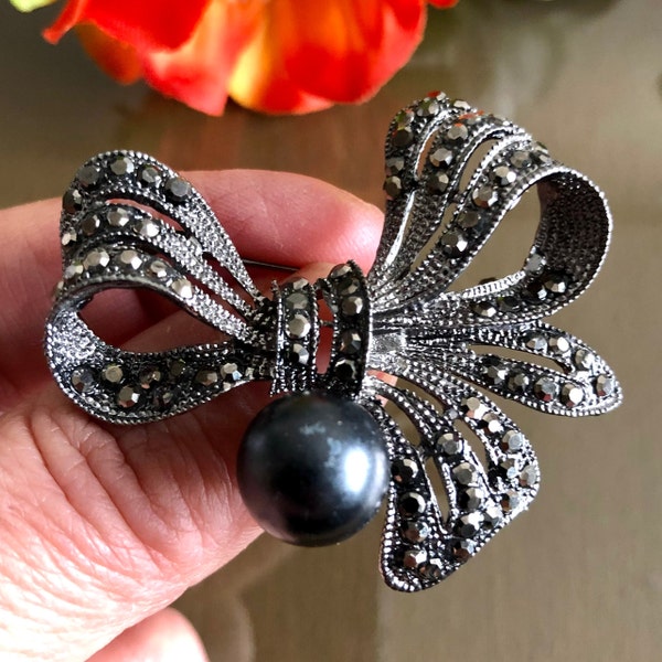 Black Rhinestone Brooch Pin, Black Decorative Brooch, Gift