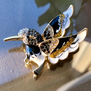 Bird Brooch Pin, Colibri Bird Jewelry, Small Enamel Rhinestone Brooch, Gift