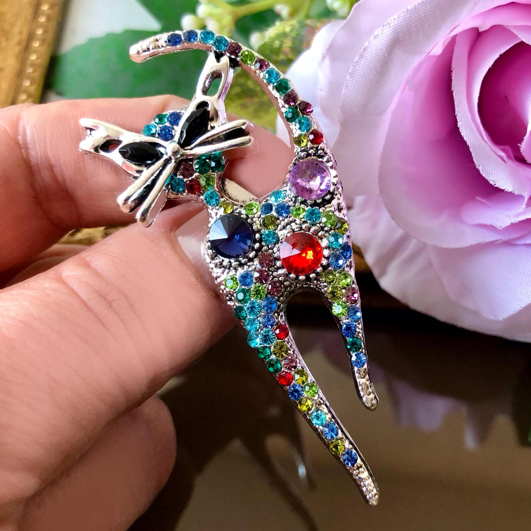 Broche Vintage Chat Élégant - Bijou Ancien, Parfait Pour Personnaliser Une Veste Ou Un Chapeau