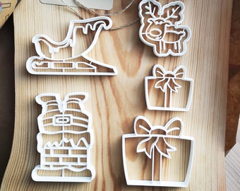 CHRISTMAS themed cookie cutters, SLEIGH, REINDEER, Santa in chimney, gifts, dwarf, polariod pictures