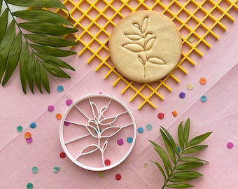 One Line Leaf Drawing Cookie Cutter