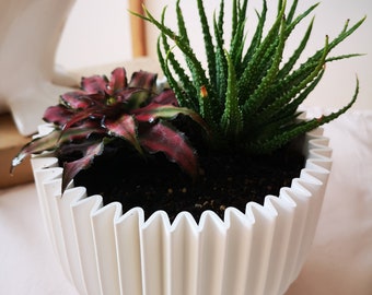 Planter Pot, Eco-Friendly Medium size Mica Pot for Succulents, Flowers and House Plants