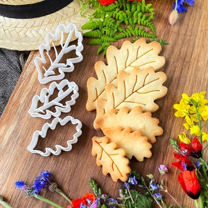 Multiple Size Oak Leaf Cookie Cutters With Imprint and Without Imprint image 2