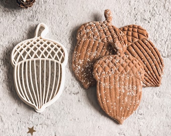 Acorn cookie cutter