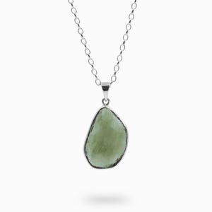 Authentic Moldavite Crystal Pendant Necklace – Genuine Czech Meteorite Tektite Stone Jewelry for her Women – Real Moldavite Crystal Necklace