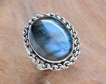 Natural Labradorite Ring, Blue Flash Labradorite Gemstone, Sterling Silver Ring, Statement Ring, Women Ring, Labradorite Jewelry