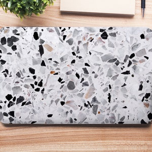 Stort, grovt, grått och svart terrazzosten, UNIVERSAL Laptopskin, Datorskin, Laptopklistermärke, Heltäckande, Skyddande Laptopskin