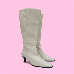 Deadstock Y2K White Kitten Heel Leather Knee High Boots Square Toe Wide Calf 90s Minimalist Office Siren EU 39 / UK 6 / US 8.5